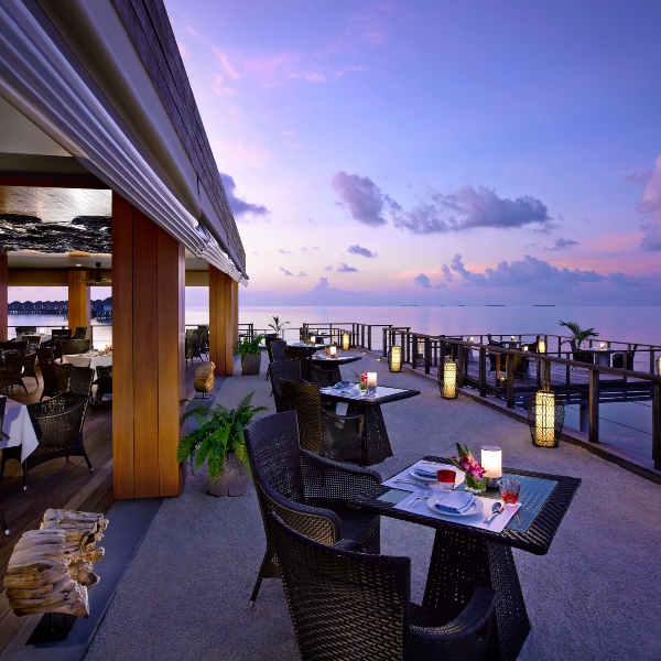 Dining at Dusit Thani Maldives