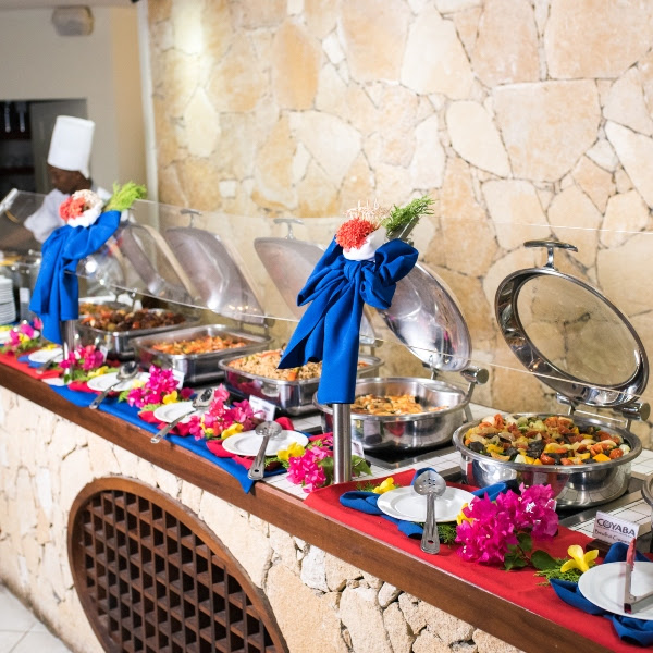 Dining at Coyaba Beach Resort